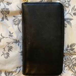 Black leather fossil wallet